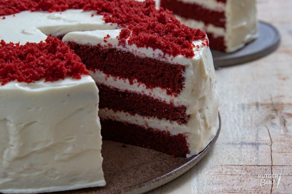 Red velvet taart